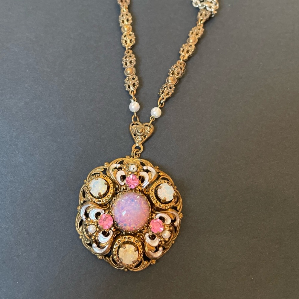 Vtg West Germany Pink Fire Opal Rhinestone pearl Filigree moonstone necklace